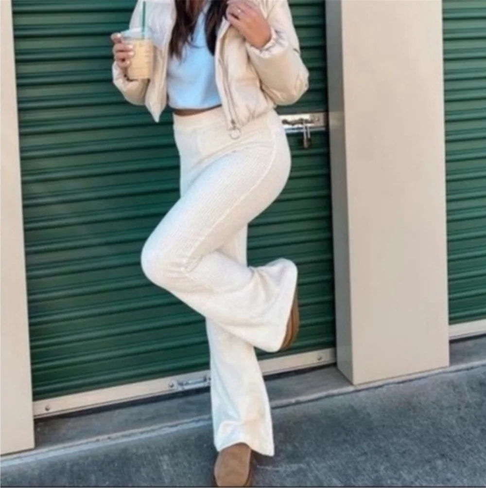 NWT! Aerie, Groove-On Velour High Waisted Flare Pants, Cream, Size Medium